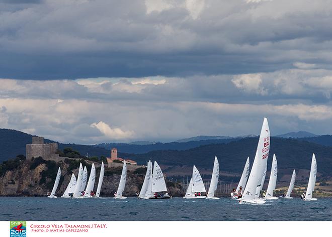 Snipe World Championship - Day 6 FINAL - Beat with Talamone in background © Matias Capizzano http://www.capizzano.com